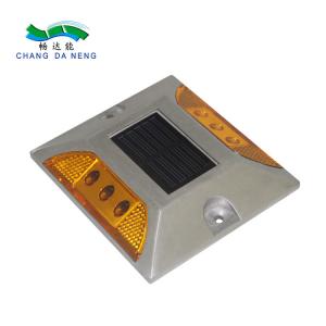 China Blinking solar road studs led light driveway solar raised pavement marker warning road supplier