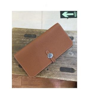 China high end quality brown ladies wallet designer wallet goatskin wallet brand name wallets with round button supplier