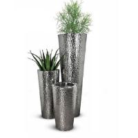 China Medium metal hammered planter  cast iron flower pots on sale