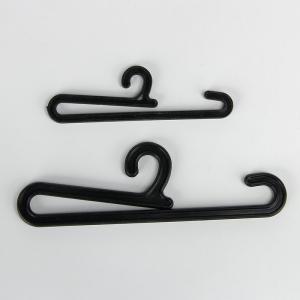 105*23mm Embossed Logo Black Plastic Sock Hangers Wide Application