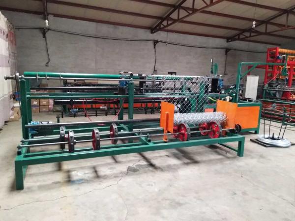 Double Wire Chain Link Fence Equipment , PLC Control Chain Link Weaving Machine