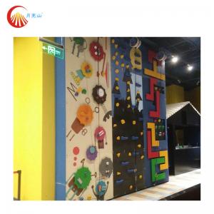 Fiberglass Indoor Rock Climbing Wall Panels Customized For Children