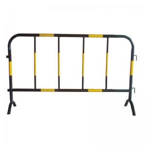 Yellow And Black Iron Horse Guardrail, Temporary Diversion Fence For Traffic Road Construction Safety Warning
