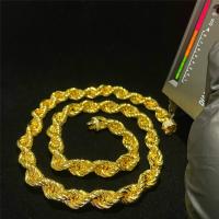 China 11mm Latest Version Hand Moissanite Hip Hop Chains Round Inlaid Gold Rope Chain on sale