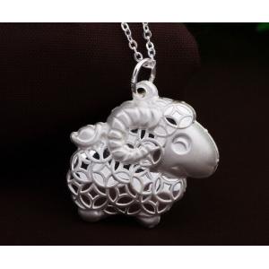 China 999 sterling silver sheep pendant necklace, sterling silver jewelry, animal pendant supplier