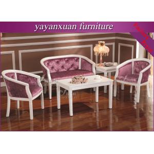 Cheap Table And Chairs Of China-Berry Wooden For Sale With Cheaper Price (YW-P38)