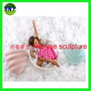 China artificial statue daily commodity 3D model life size statue in garden/ plaza/ shopping mall/photographer supplier