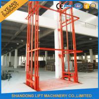 China 5000kg Button Press Operation Guide Rail Elevator For Construction Site on sale