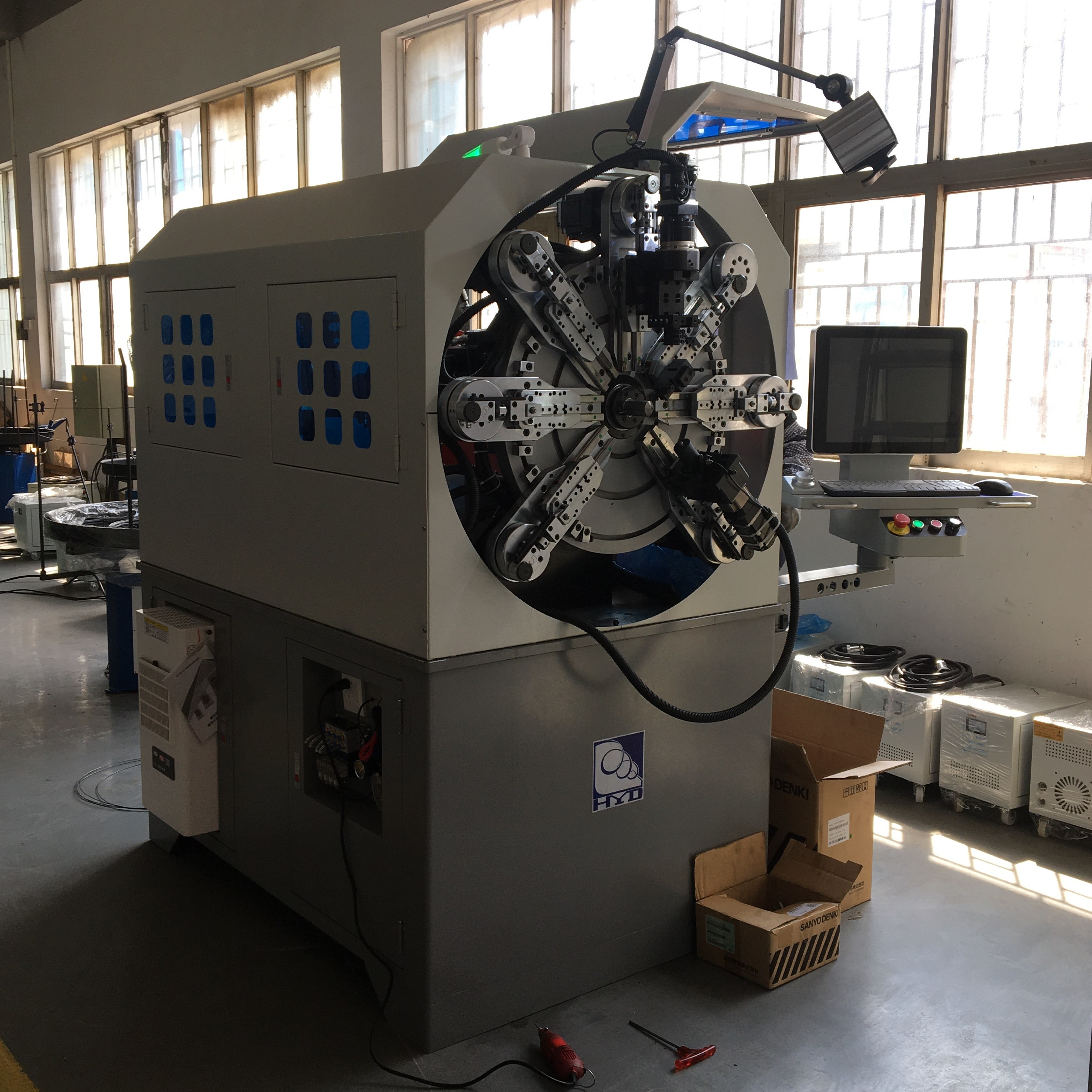 China Computerized Cam - Less Spring Forming Machine With Wire Rotary 12 Axes wholesale