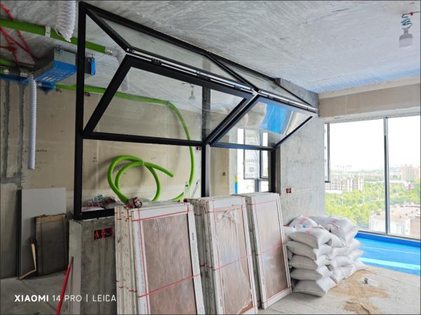 Craft Recyclable Material Folding Window Utilizing Upcycled Components for Sustainable Construction