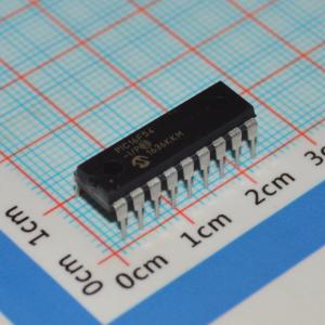 China PIC16F54-I/P MCU RISC 8 bits 20 MHz 512x12 Flash 25B RAM 12 E/S DIP-18 2-5.5V -40°C~125°C Basse consommation supplier