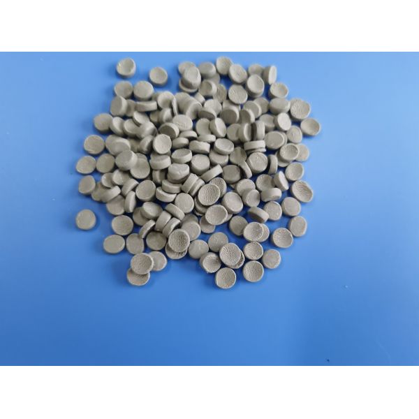 Dehydration Masterbatch PE-500 Plastic Desiccant for Recycled Resin Pellets in Injection Molding