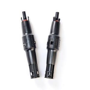 China Conector eléctrico para cables fotovoltaicos aéreos de conductor en cadena con fusible, aislamiento IP65 resistente al agua y cobre enlatado wholesale