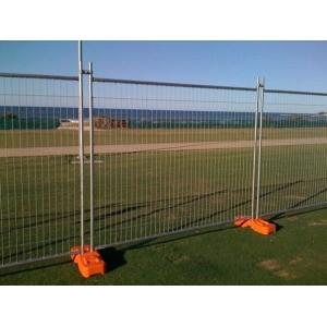 China Portable Temporary Metal Mesh Fence Panels Petrol Station / Railway Station Application supplier