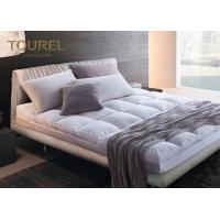 Waterproof And Fireproof Quilted Hotel Mattress Topper With Zipper Color Hypoallergenic