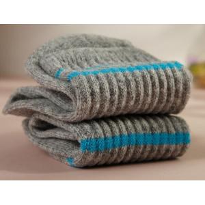 China wool socks for men supplier