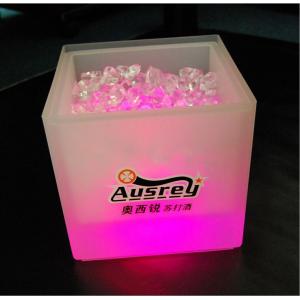 China 3.5 L LED ice bucket Ice cube barrels transparent plastic ice bucket new strange ice bucke supplier