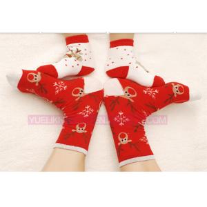 China O Natal 2016 o mais novo modelou a peúga supersoft do algodão do bebê do projeto para a promoção supplier