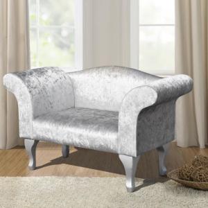 China Scallop Upholstered Fabric Armchair supplier